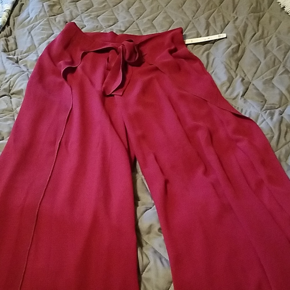 Wide leg, high waisted dress pants
